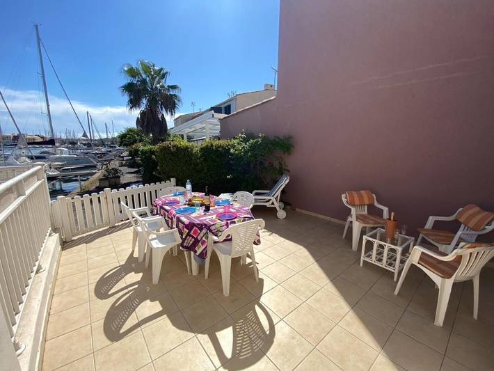 Ferienwohnung für 6 Personen, mit Balkon und Seeblick