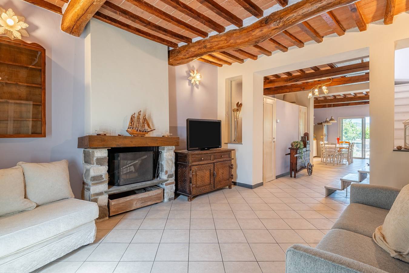 Villa 'Villetta Tiziana' avec terrasse privée, Wi-Fi et climatisation. in San Giuliano Terme, Riviera Italienne