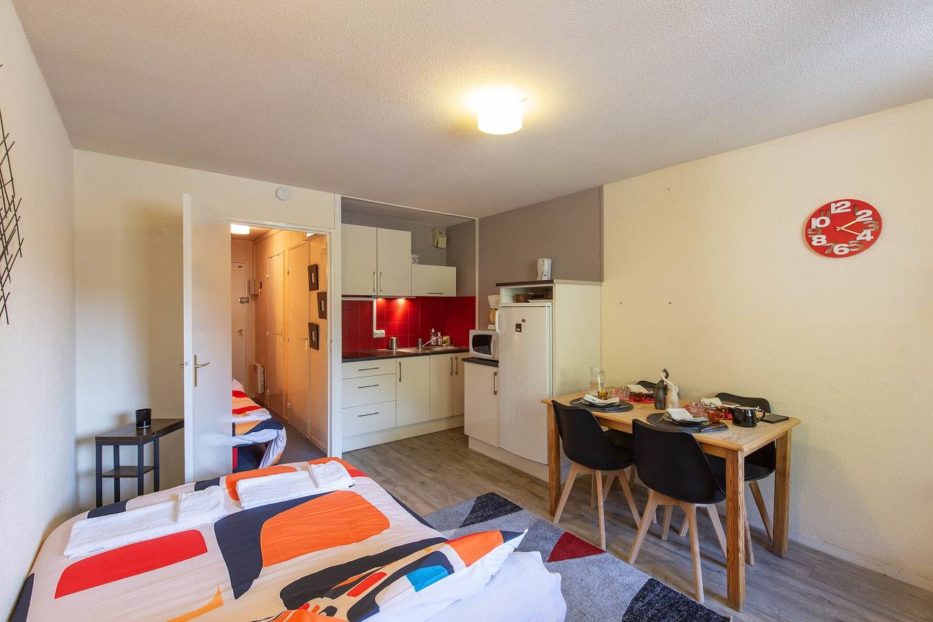 Appartement entier, La Mongie – Parking – Petfriendly in La Mongie, Bagnères-de-Bigorre