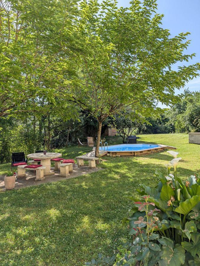 Location de vacances pour 6 personnes, avec Terrasse et Jacuzzi ainsi que Jardin et Piscine à Vic-Fezensac - 3