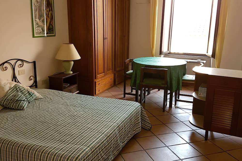 Elegantes Studio-Apartment im historischen Zentrum. in Parco Nazionale dell'Arcipelago di La Maddalena, La Maddalena