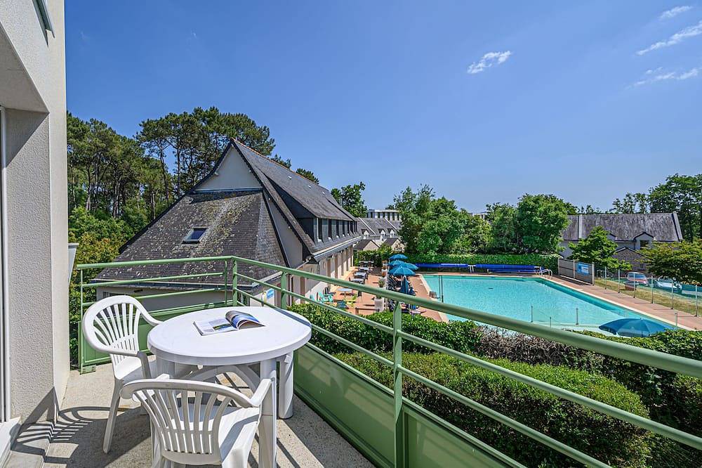 À proximité de la plage | Accès piscine | Balcon in Plescop, Côte des Mégalithes