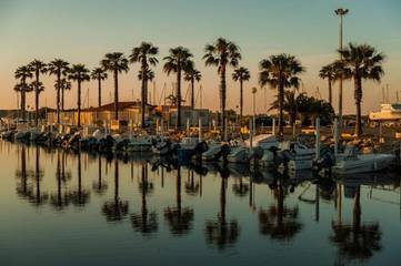 Bateau pour 4 personnes, avec jardin et vue dans Occitanie