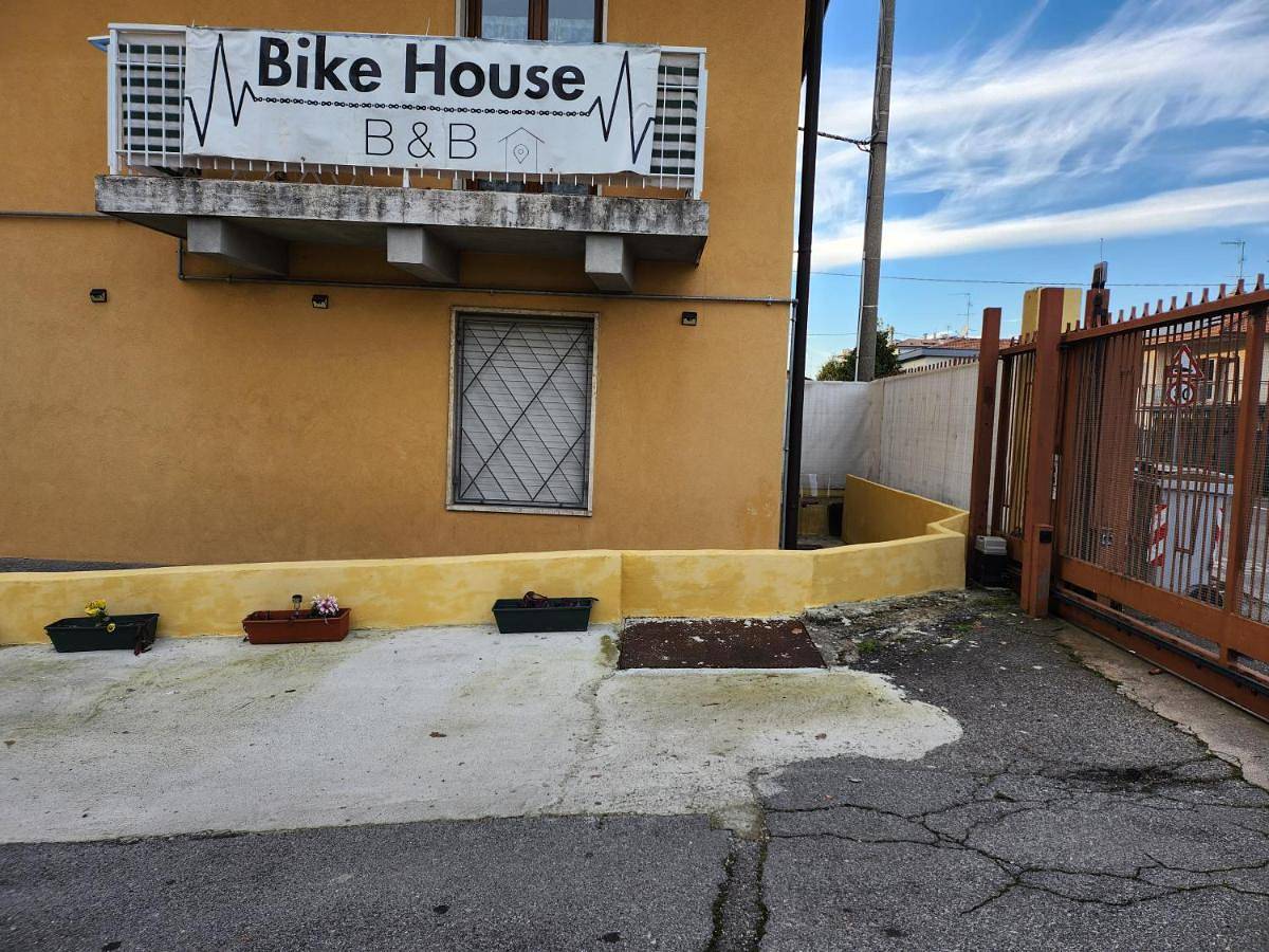 Appartamento intero, Bike House "beach" in Seriate, Provincia di Bergamo