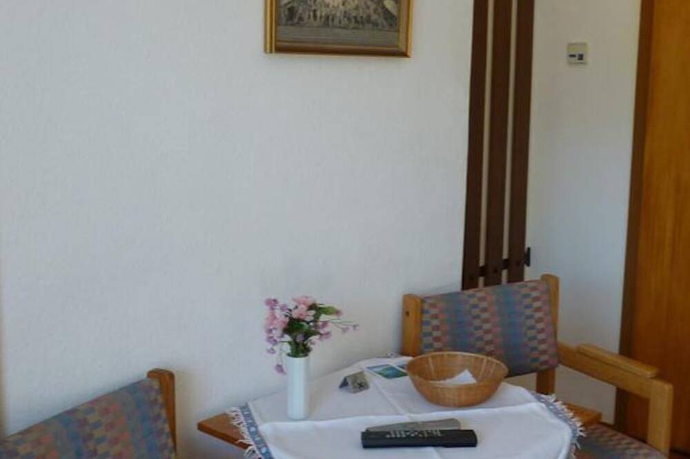 Studio mit Balkon und Seeblick - Hotel-Pension Brönimann in Ossiach, Oberkärnten