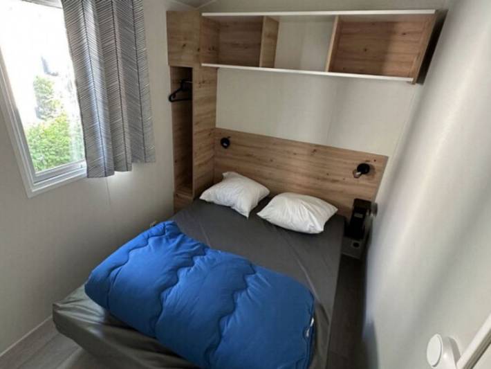 Mobil home pour 4 personnes, avec terrasse dans Office De Tourisme Challes Les Eaux - 3