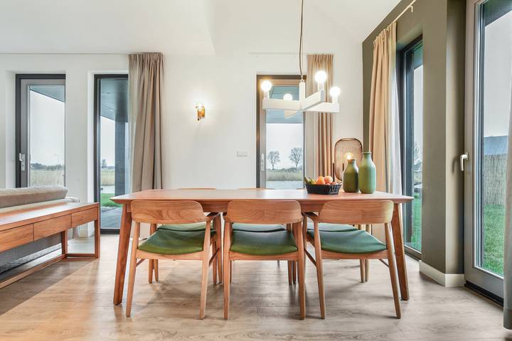 Bungalow für 6 Personen, mit Sauna und Terrasse sowie Balkon/Terrasse in Friesland - 4