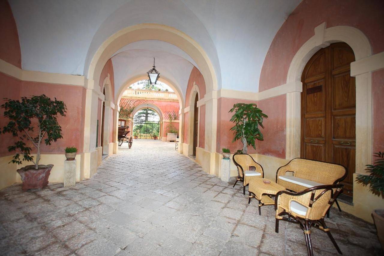 Palazzo Laura in Morciano di Leuca, Golfo di Taranto