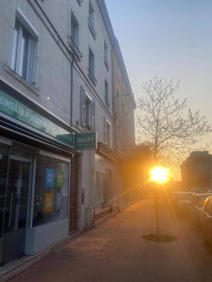 Appartement entier, Two-Bedroom Apartment in Bourg-en-Bresse, Région de Bourg-en-Bresse
