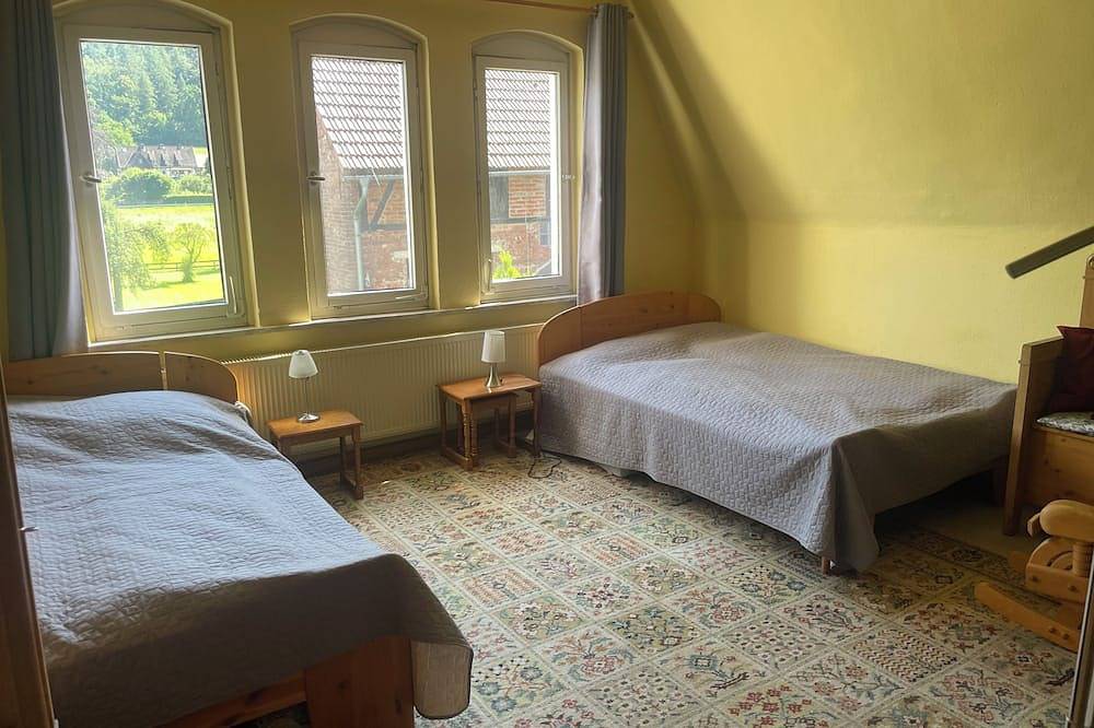 Ganze Wohnung, Das Alte Pfarrhaus in Wahmbeck - Willkommen bei Oma Ute! in Bodenfelde, Weserbergland