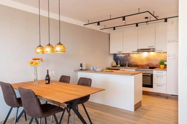 Ferienwohnung für 4 Personen, mit Balkon und Ausblick sowie Seeblick in Bregenz - 4