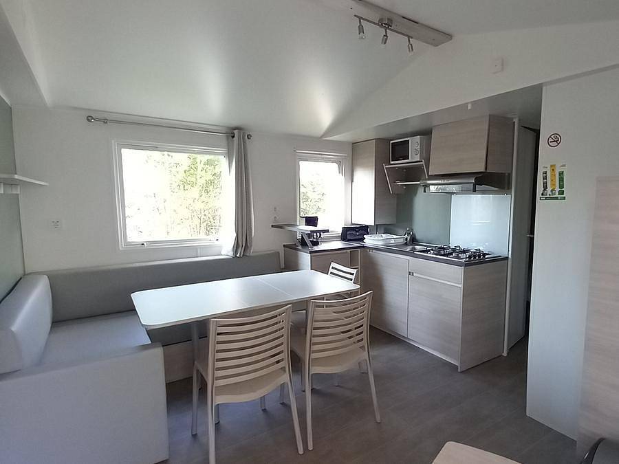 Camping Les Genets d'Or - Mobilhome 6 personnes - Mobil-home 6 pers Tri in Bannalec, Région de Quimper