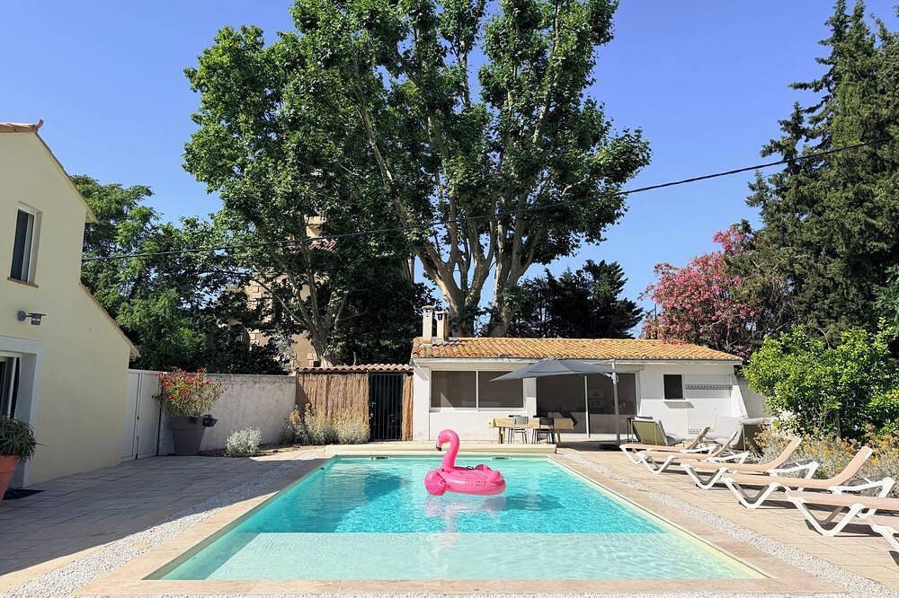 Large family farmhouse - Sleeps 10–12 - In the heart of the Petite Camargue in Vauvert, Costa mediterránea (Francia)