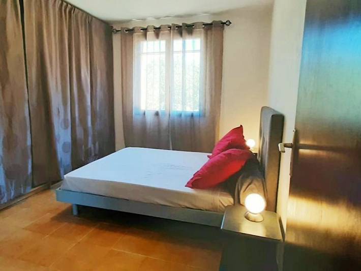 Gîte pour 4 personnes, avec piscine et jardin à Pietracorbara - 3