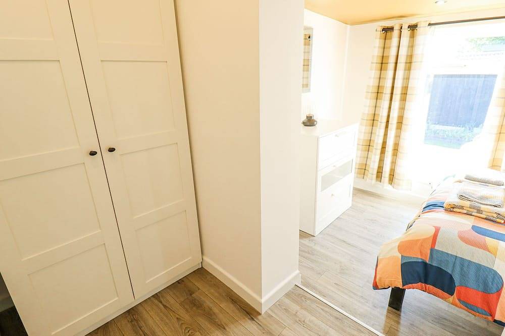 19 The Court, pet friendly, country holiday cottage in Anderby Creek in Anderby, Lincolnshire