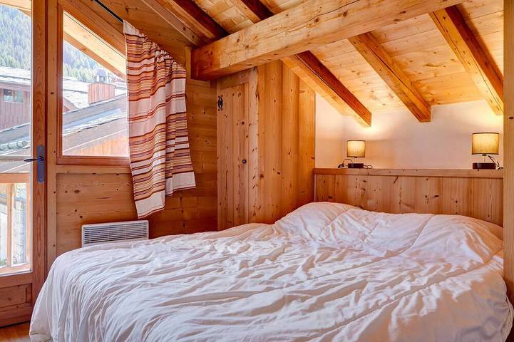 Gîte pour 6 personnes, avec terrasse et jardin, animaux acceptés dans Courchevel 1300 (Le Praz) - 3