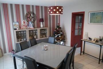 Gîte pour 8 personnes, avec terrasse et jardin à Chaufour-Notre-Dame