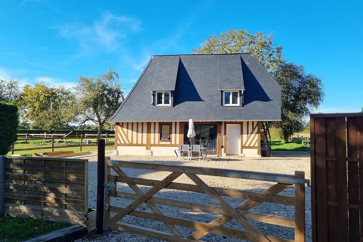 Gîte pour 5 personnes, avec jardin et terrasse dans Noards