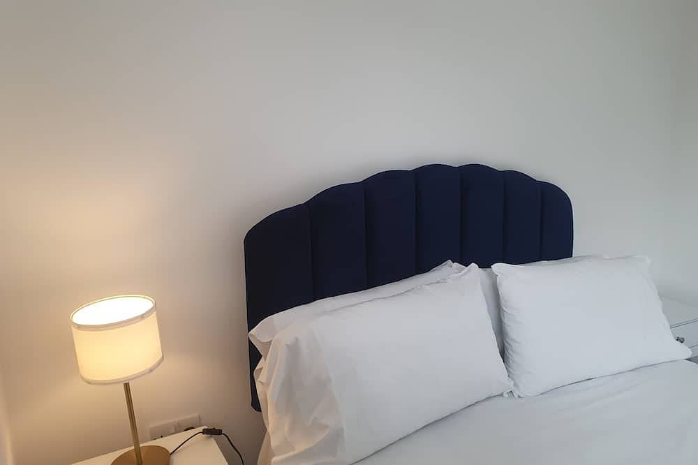 Entire apartment, Boutique Vertigo Apartment Central Kingston/london in Kingston upon Thames, London