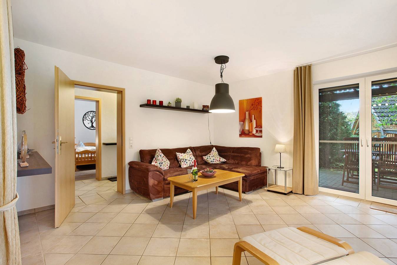 Ganze Wohnung, Ferienwohnung 'Rotdorn' mit Gemeinschaftsterrasse und Wlan in Schmallenberg, Hochsauerlandkreis