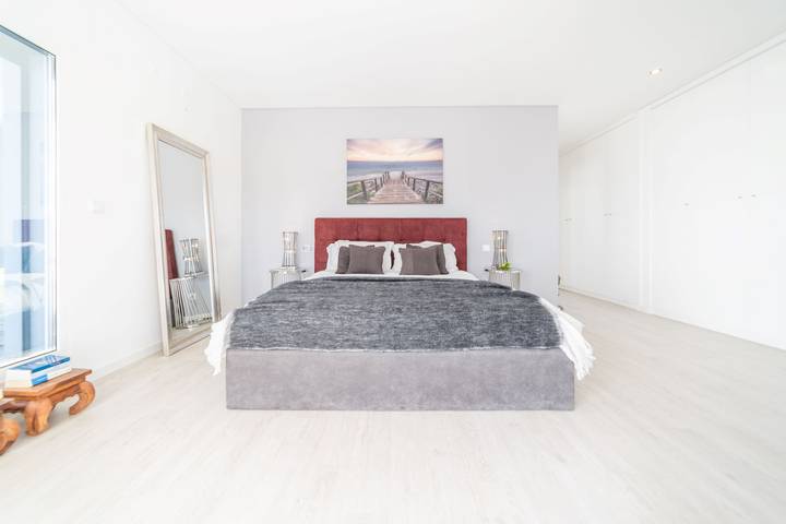 Location de vacances pour 10 personnes, avec jardin ainsi que balcon et vue, adapté aux familles dans Aroeira - 4