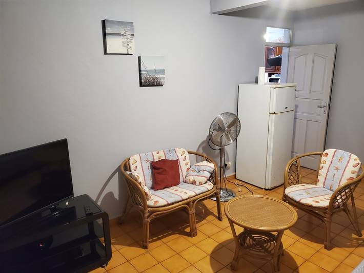 Gîte pour 3 personnes, avec terrasse à Sainte-Rose - 2