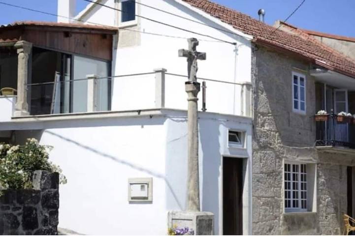 Casa vacanza per 6 persone, con giardino e balcone, con animali domestici in Muros-Galizia