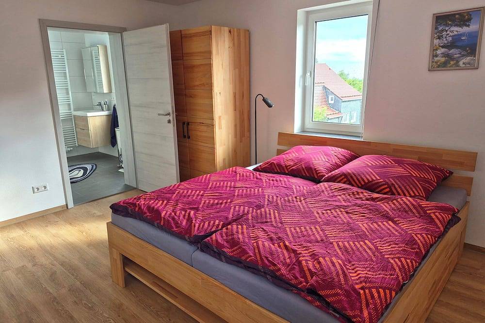 Ferienhaus Bibertalblick bei Masserberg – Komfort im Thüringer Wald in Schnett, Masserberg