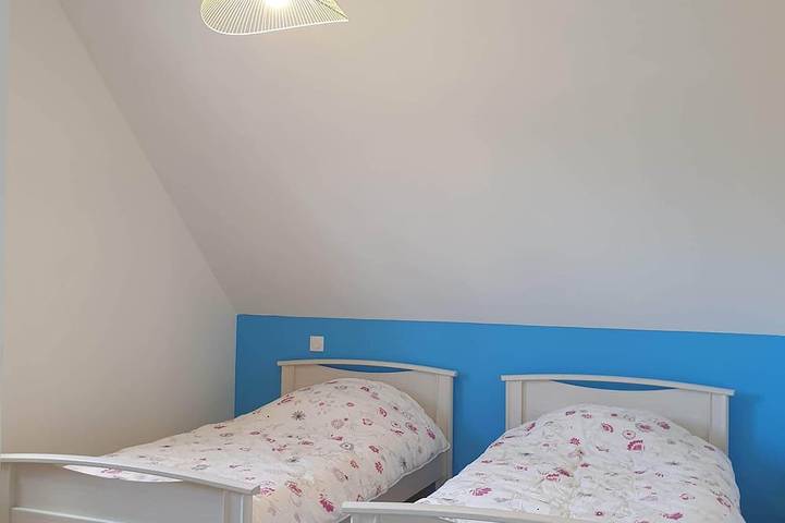 Location de vacances pour 6 personnes, avec balcon et jardin dans Plage du Roaliguen - 4