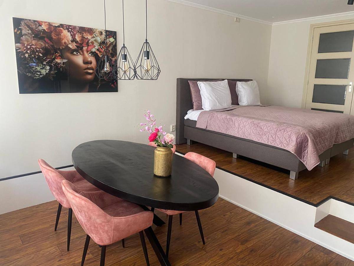 B&B Posthoorn in Hoorn, Markermeer