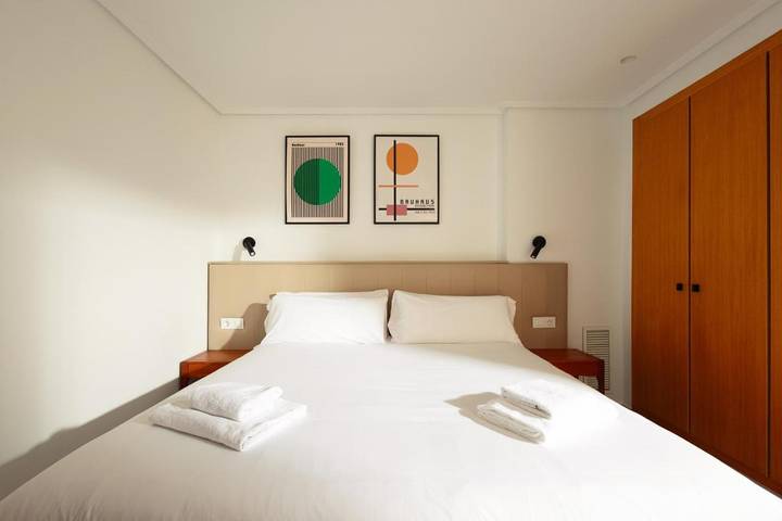 Apartamento de vacaciones para 4 personas, con balcón y piscina - 1