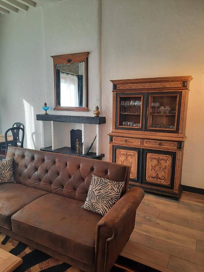 Gîte pour 4 personnes, avec piscine et balcon à Verdun-sur-le-Doubs - 2