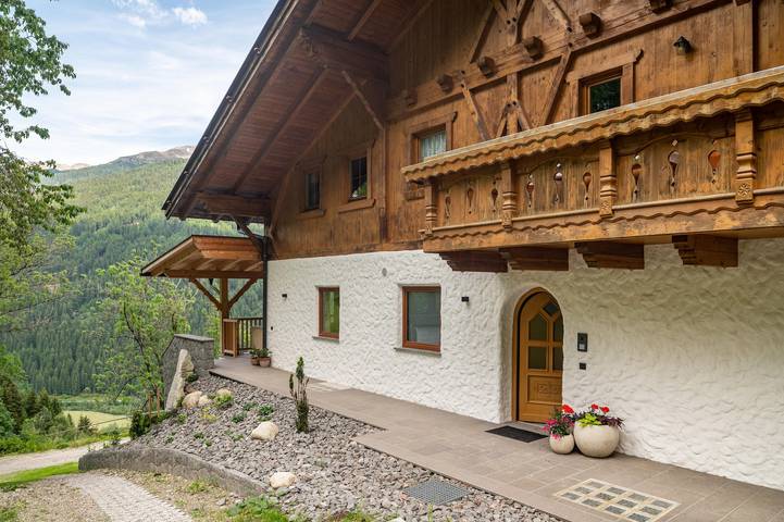 Ferienwohnung für 6 Personen, mit Balkon in Sarntal