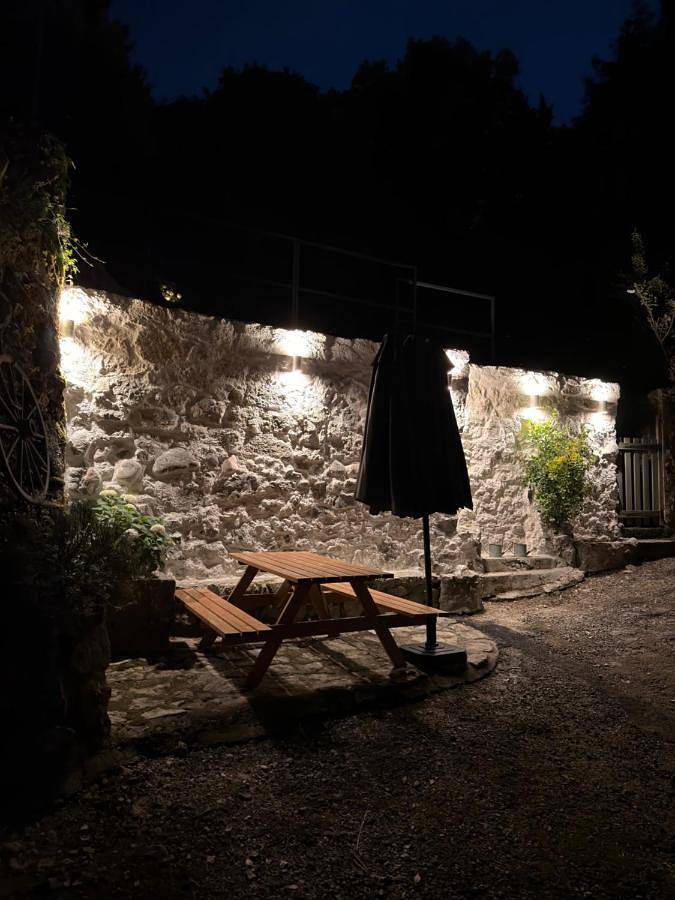 Location de vacances pour 4 personnes, avec terrasse à Chanaz - 2