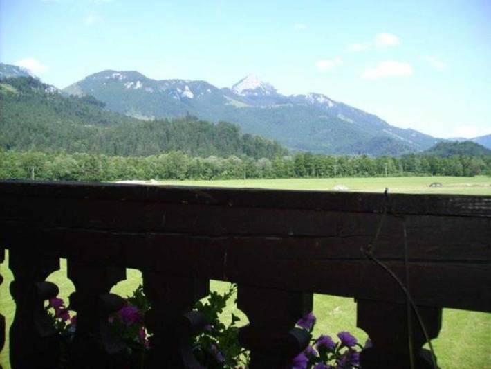 Ferienwohnung für 4 Personen, mit Balkon und Garten sowie Ausblick in Fischbachau - 2