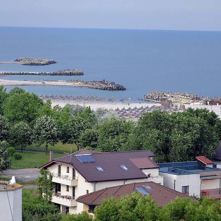 Gîte pour 4 personnes, avec vue ainsi que balcon et jardin dans Mangalia