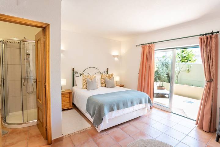 Ferienhaus für 4 Personen, mit Pool und Terrasse sowie Garten an der Algarve - 3