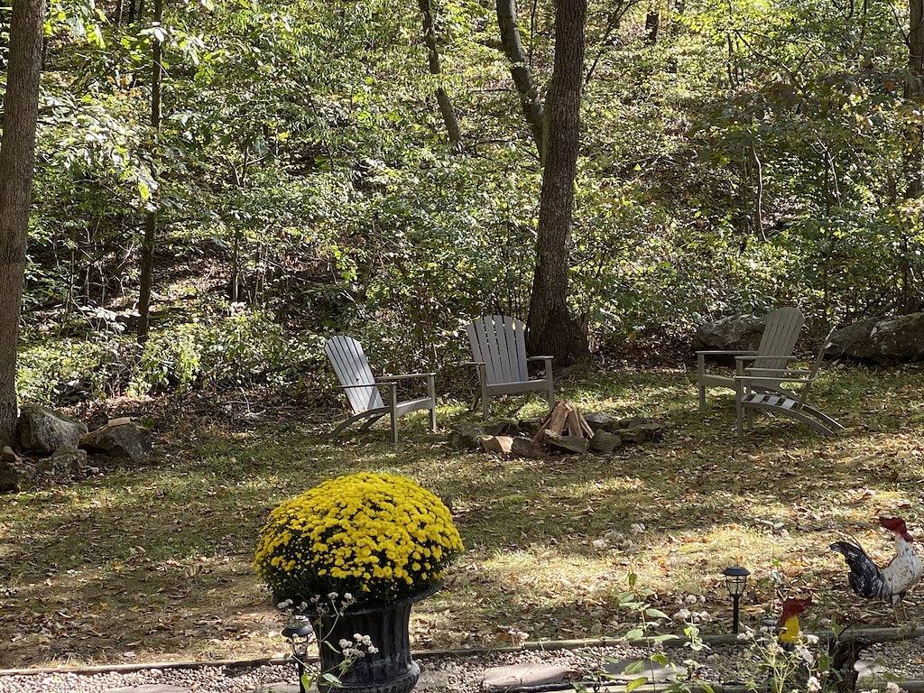 Swim Spa - Shaded Wooded Cabin 2 Meilen zum See- / Parkeingang nutzen Sie unseren Parkpass! in Patoka Lake