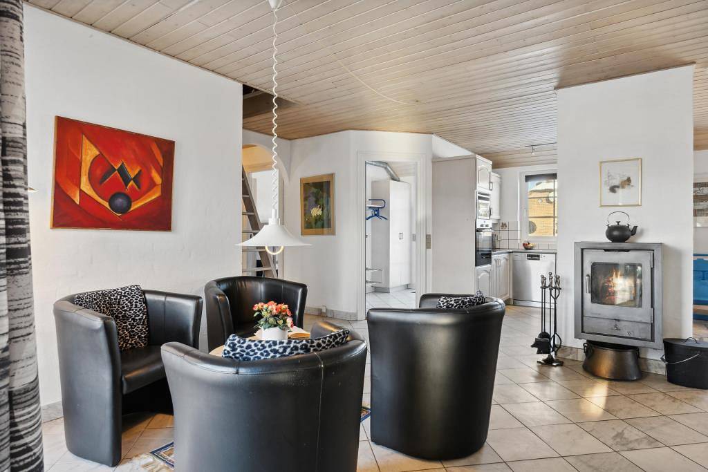 Großes Poolhaus für bis zu 12 Personen im malerischen Lodbjerg Hede - in der Nähe von Søndervig und der Nordsee in Lodbjerg Hede, Ringkøbing
