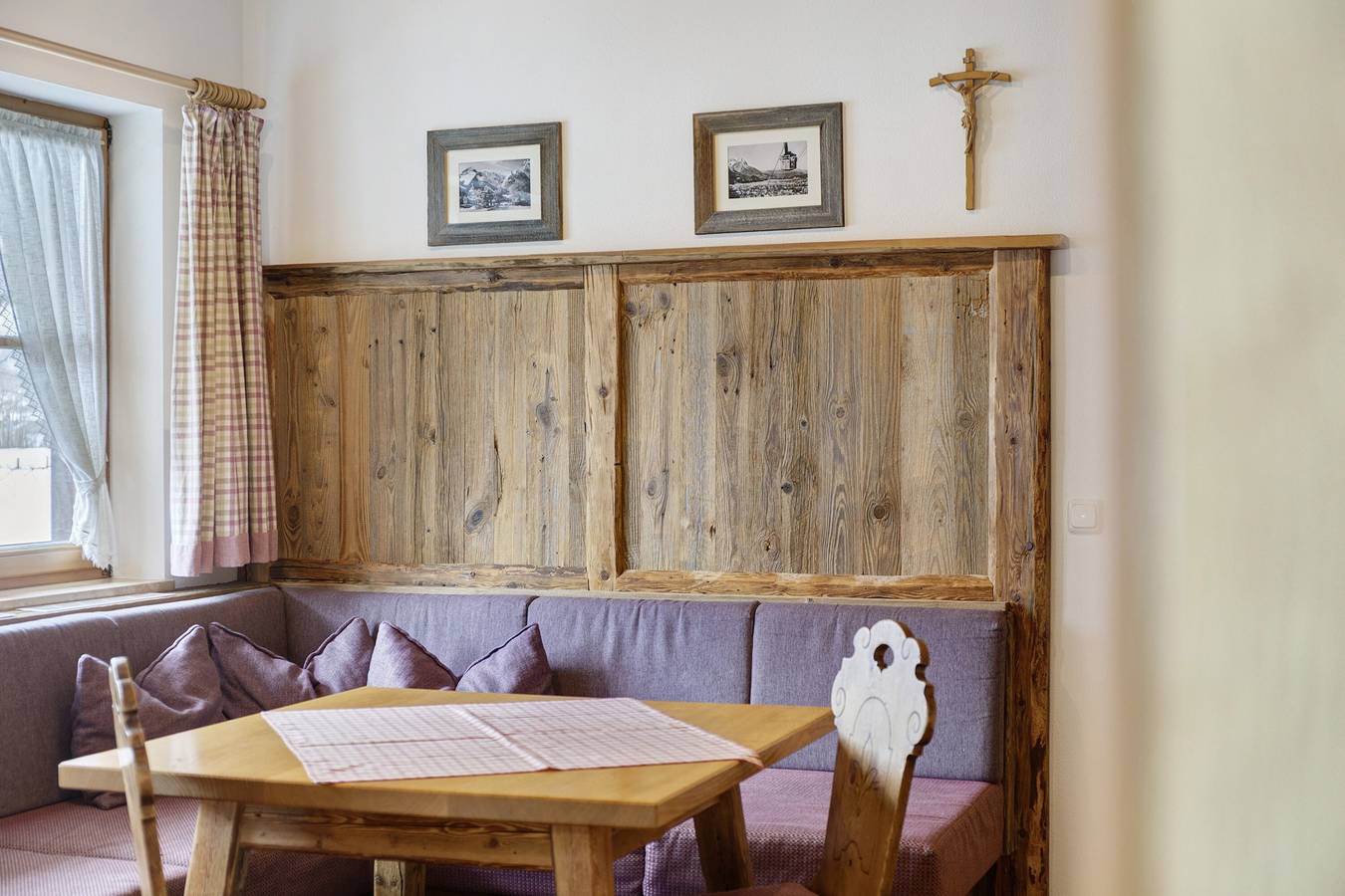 Ganze Wohnung, Apartment 'Wank' mit Bergblick, Balkon und Wlan in Garmisch-Partenkirchen, Bayerische Alpen