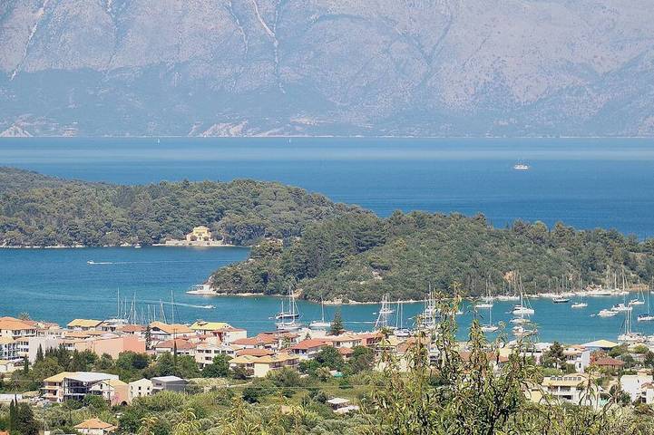 Διαμονή για διακοπές για 6 άτομα στο Νεοχώρι (Λευκάδα)