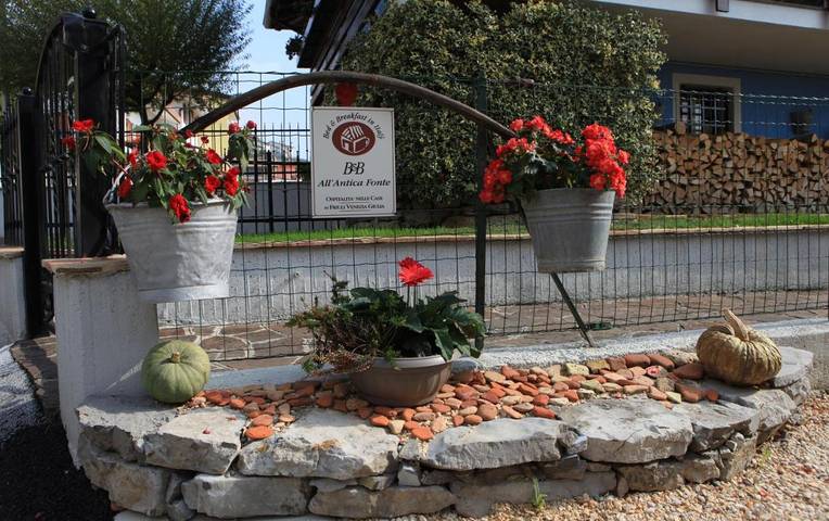 Location de vacances pour 2 personnes, avec Terrasse ainsi que Jardin et Vue à Forgaria nel Friuli - 4