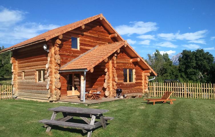 Chalet pour 8 personnes, avec jardin et terrasse