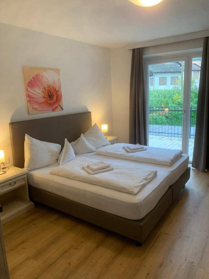 Hotel für 5 Personen, mit Balkon und Terrasse sowie Garten und Pool in Nals - 2