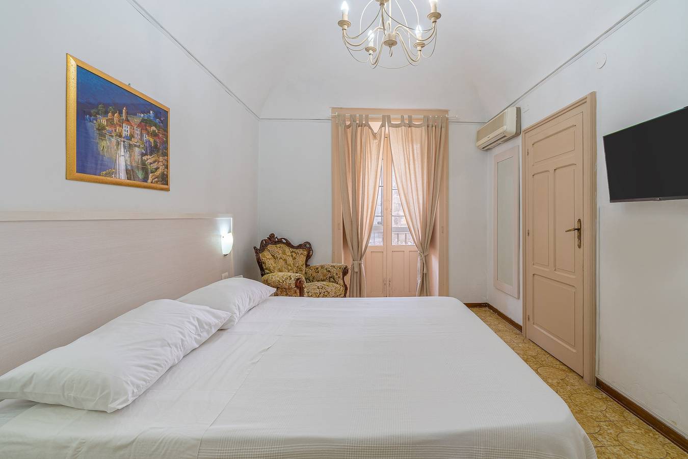 Bed and Breakfast 'Gandete' con Wi-Fi y aire acondicionado in Avola, Provincia de Siracusa