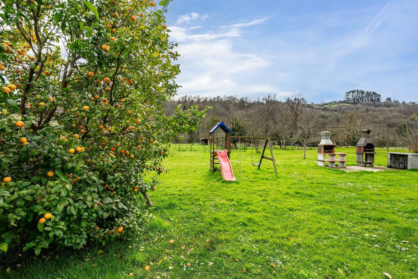 Appartement entier, Chalet « Les Cuartes 3 » avec vue montagne, terrasse privée et jardin privé in Cangas de Onís, Côte Cantabrique