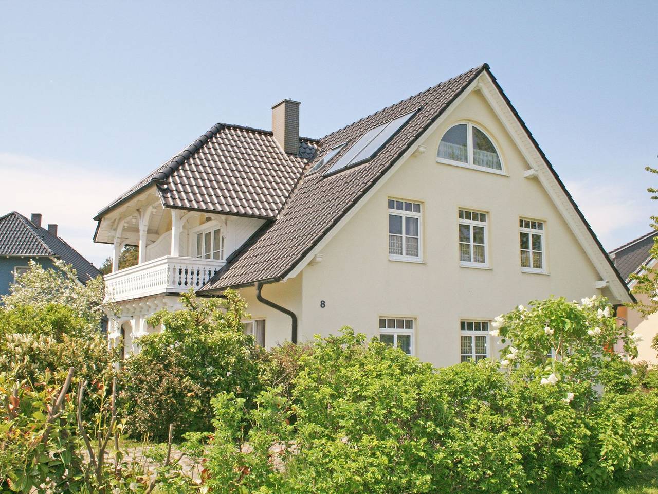 Ganze Ferienwohnung, W: Haus Rügenwind mit 5 komfortablen Wohnungen in Baabe, Rügen