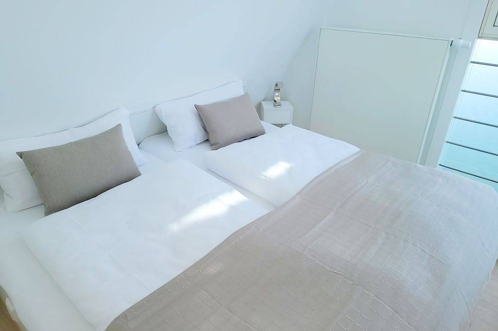 Ganze Wohnung, Floating apartment rooftop in Geierswalde, Elsterheide