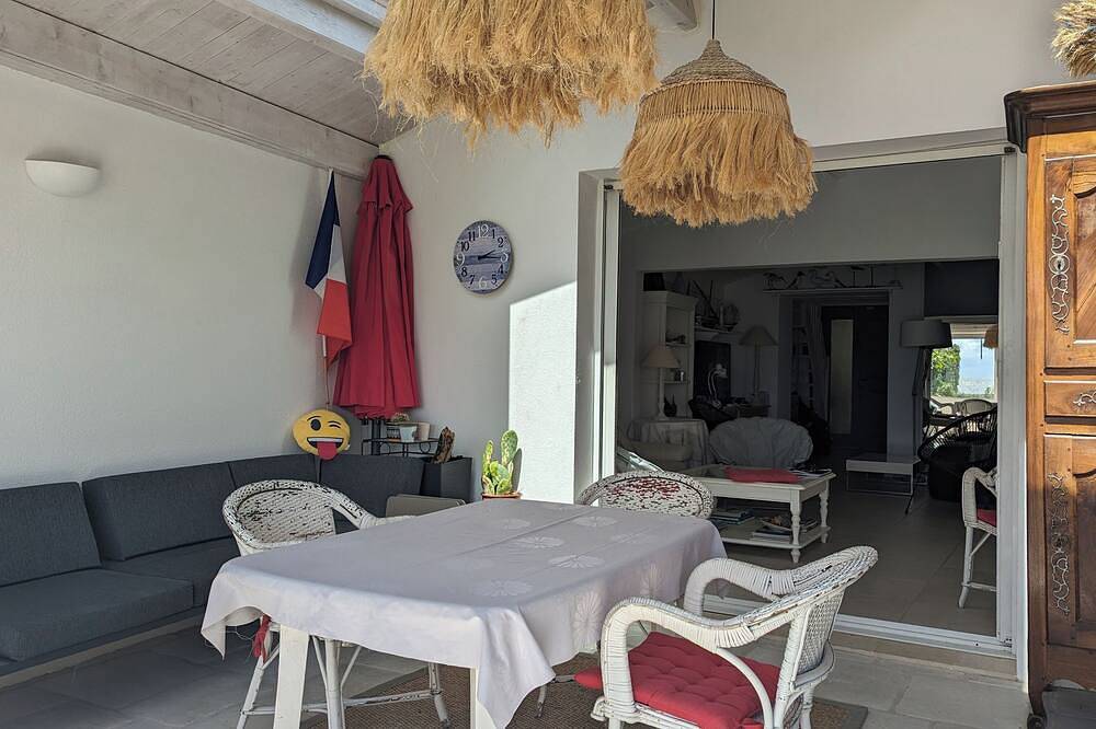 Maison vue mer in Angoulins, La Rochelle region