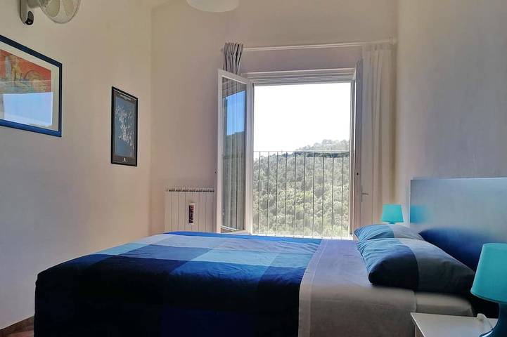 Apartamento entero, Fantásticas vistas, jardín privado, aire acondicionado, WIFI gratuito. in Quercianella, Livorno